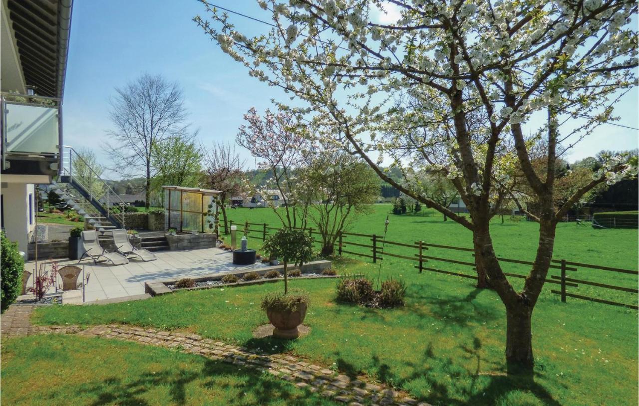 Cozy Apartment In Koerperich-Obersgegen With Wifi Korperich Eksteriør billede